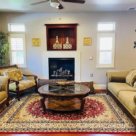 Beautiful Room In Fair Oaks Exteriör bild
