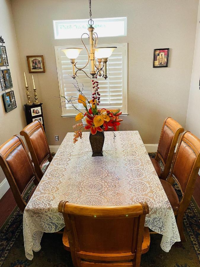 Beautiful Room In Fair Oaks Exteriör bild